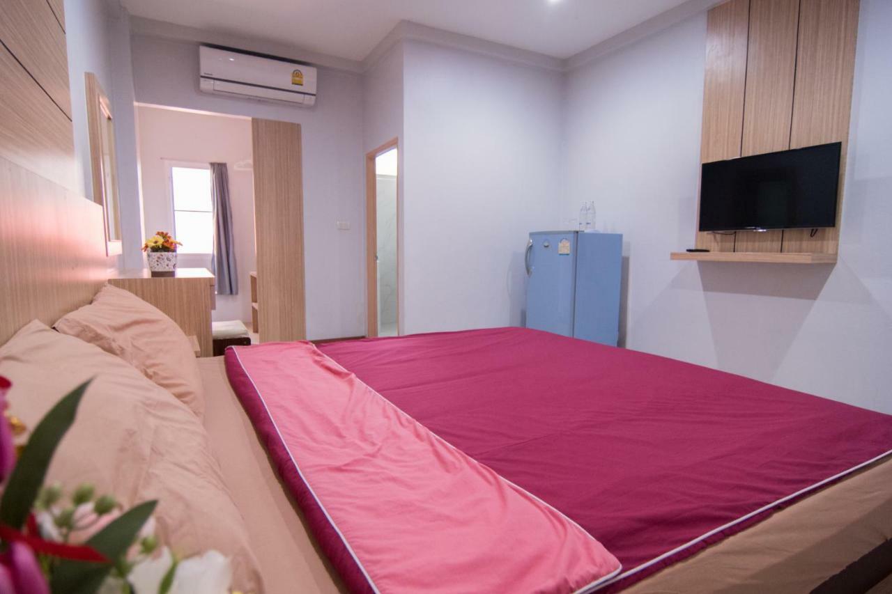 Tn Thanyawit Nakhon Ratchasima Exterior photo