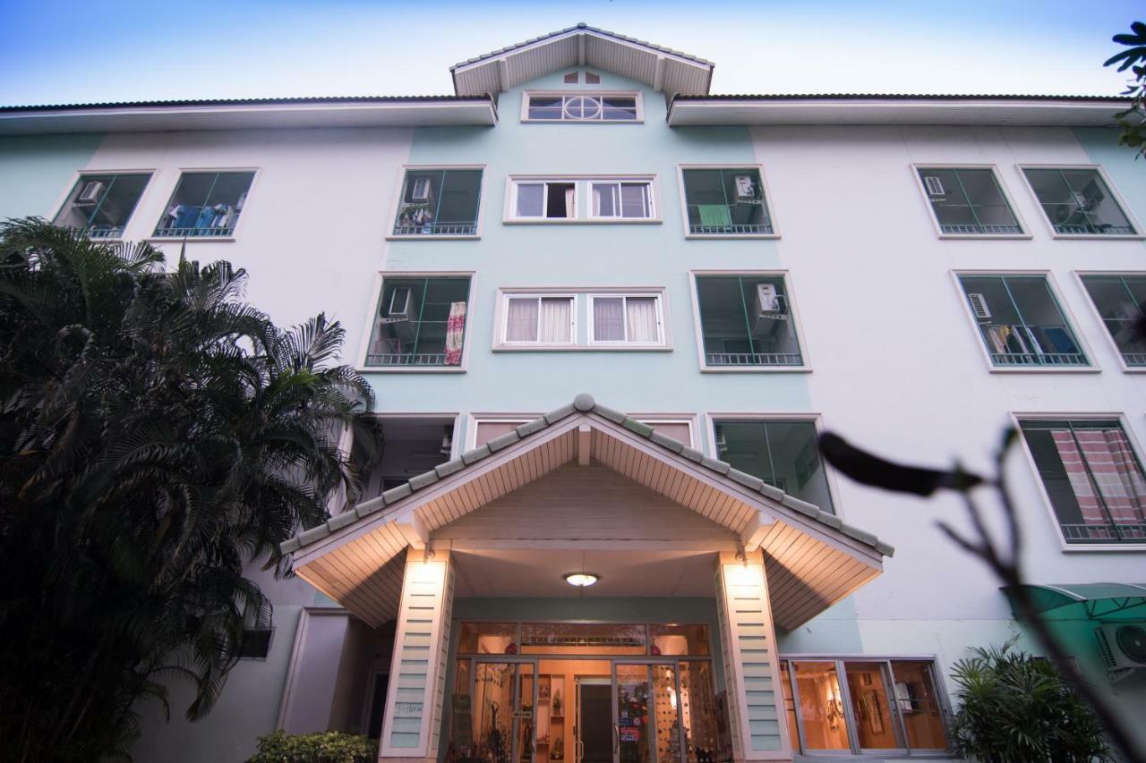 Tn Thanyawit Nakhon Ratchasima Exterior photo