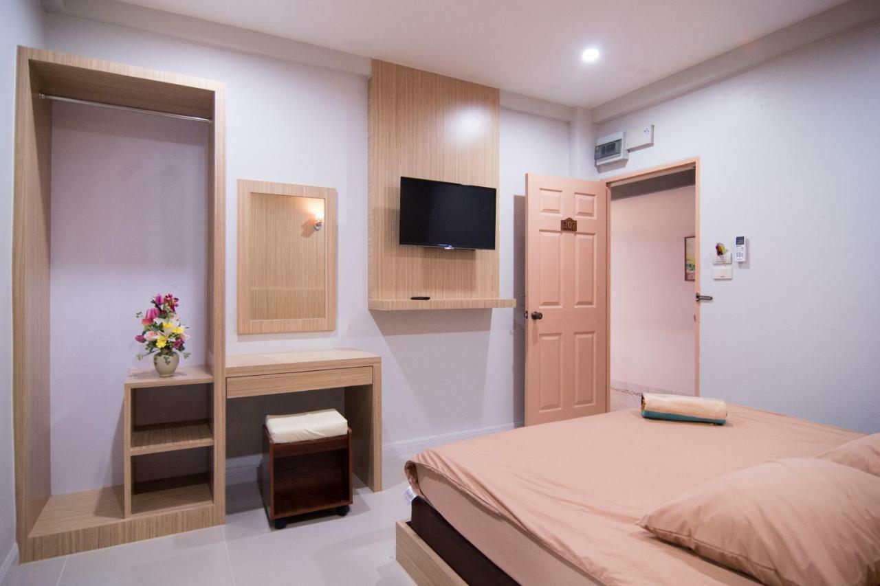 Tn Thanyawit Nakhon Ratchasima Exterior photo
